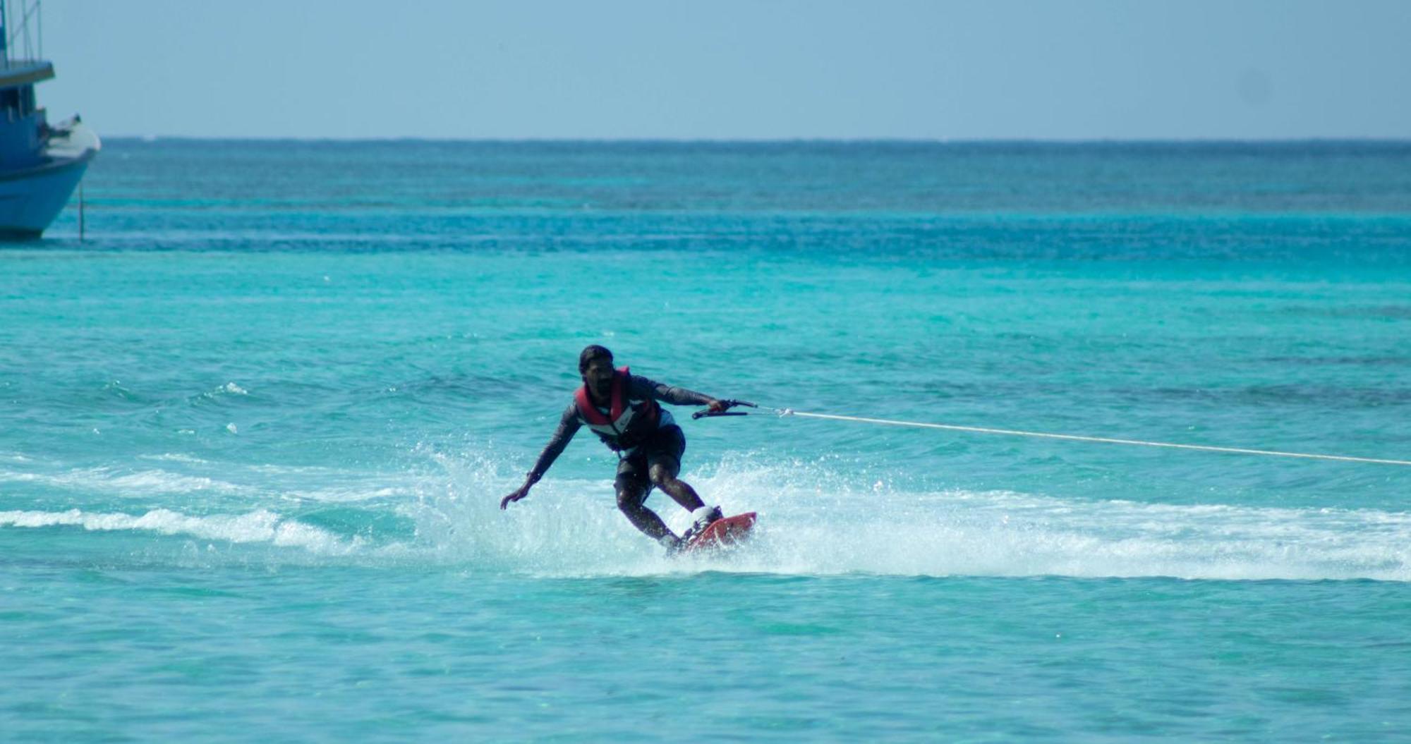 Hotel Manta Sea View Himandhoo Zewnętrze zdjęcie